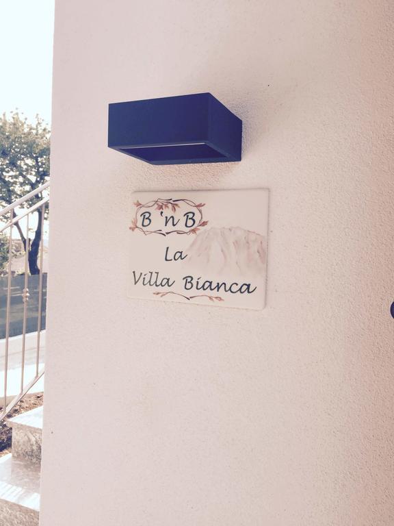 La Villa Bianca Guest House Cantu Ngoại thất bức ảnh
